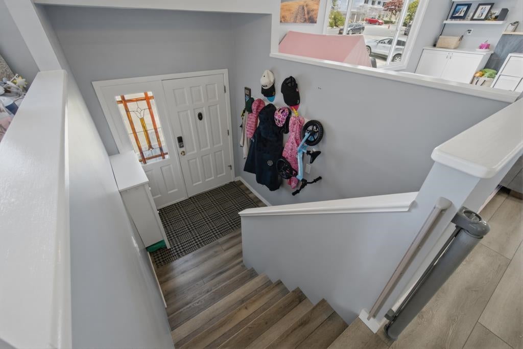 2416 Tolmie Avenue - Central Coquitlam Single Family Residence for Sale, 5 Bedrooms (R3157953)# - 11