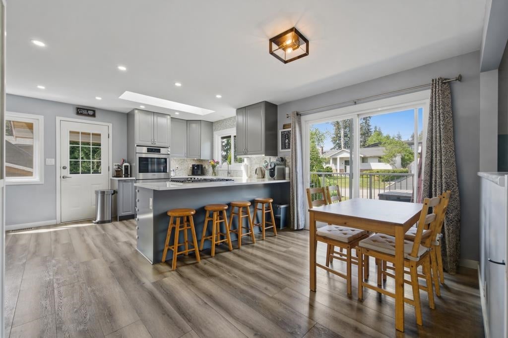 2416 Tolmie Avenue - Central Coquitlam Single Family Residence for Sale, 5 Bedrooms (R3157953)# - 13