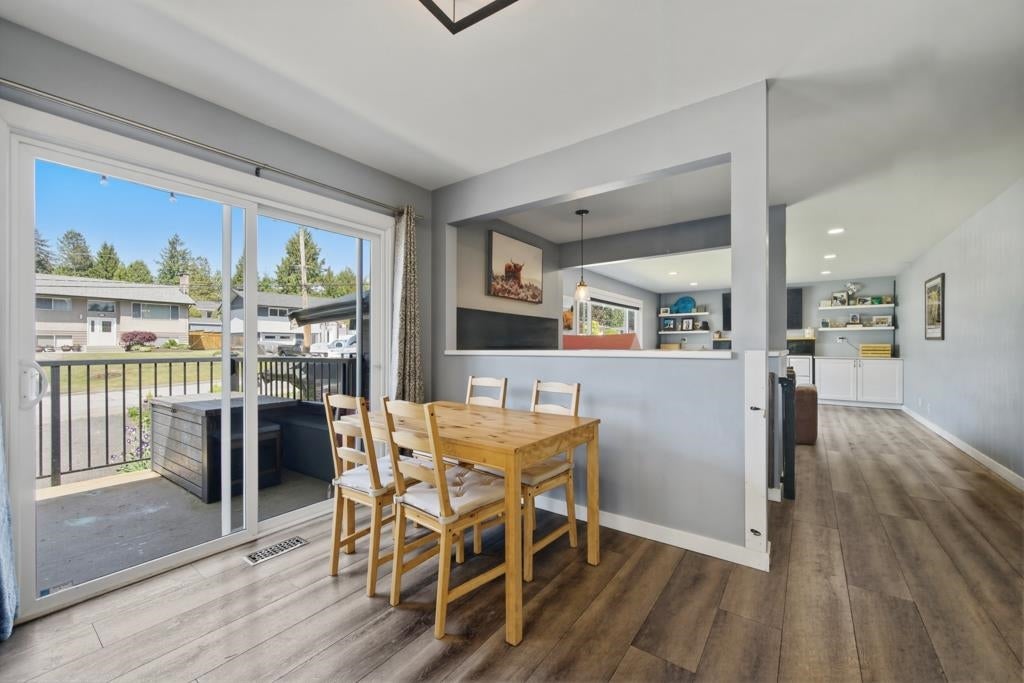2416 Tolmie Avenue - Central Coquitlam Single Family Residence for Sale, 5 Bedrooms (R3157953)# - 17