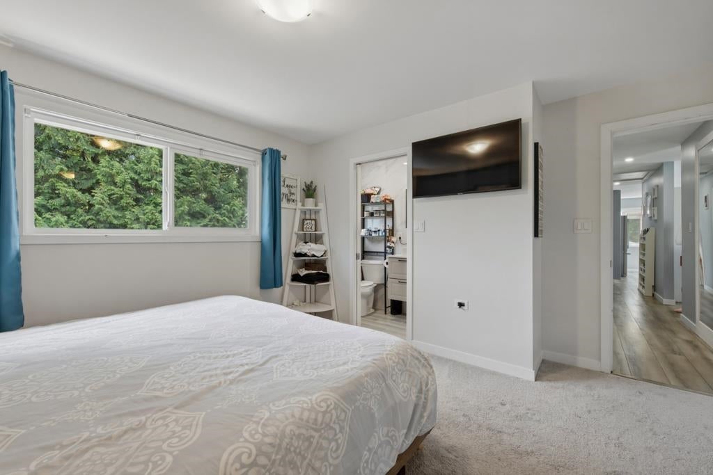2416 Tolmie Avenue - Central Coquitlam Single Family Residence for Sale, 5 Bedrooms (R3157953)# - 23