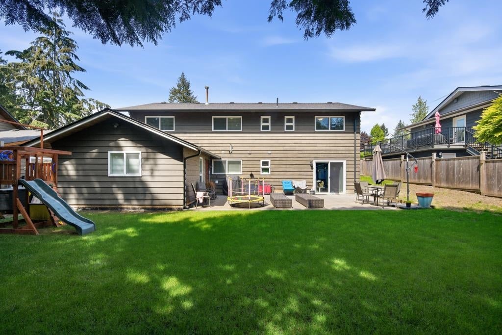 2416 Tolmie Avenue - Central Coquitlam Single Family Residence for Sale, 5 Bedrooms (R3157953)# - 8