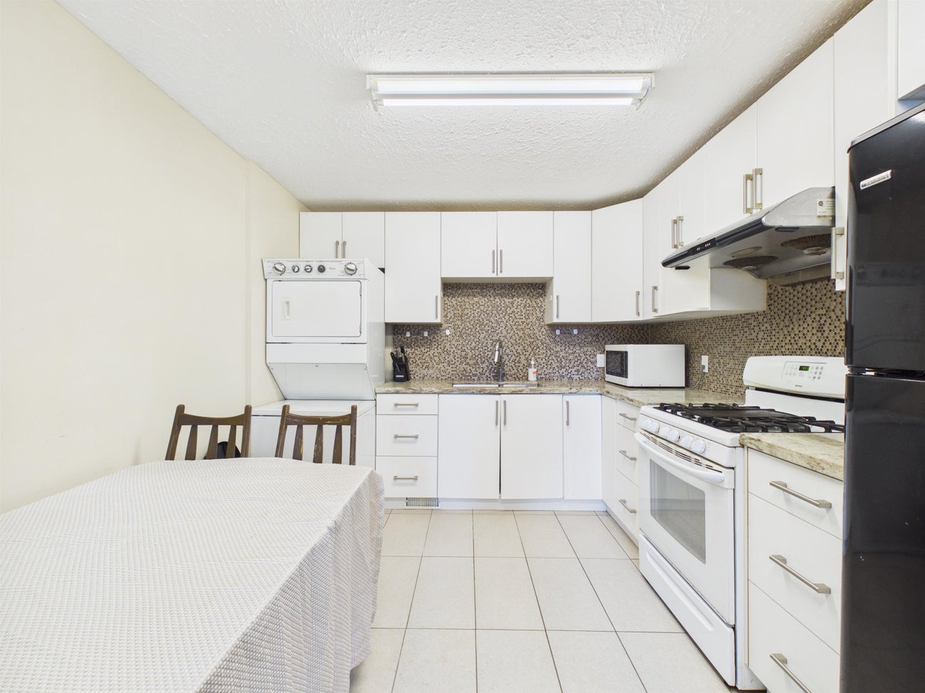 2575 Ashurst Avenue - Coquitlam East Single Family Residence for Sale, 5 Bedrooms (R3158003)# - 21