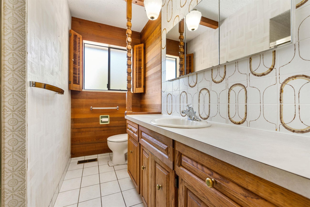 2019 Paulus Crescent - Montecito Single Family Residence for Sale, 4 Bedrooms (R3158018)# - 15 2019 Paulus Crescent - Montecito Single Family Residence for Sale, 4 Bedrooms (R3158018)# - 15