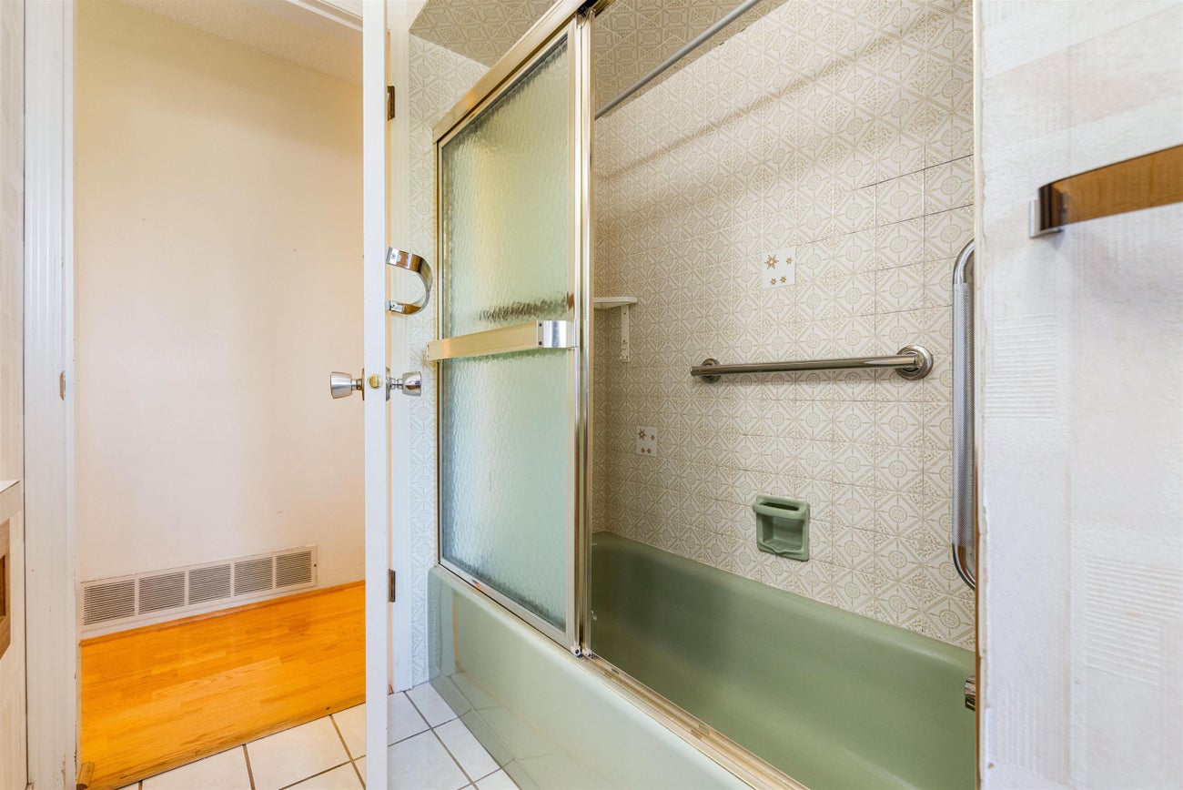2019 Paulus Crescent - Montecito Single Family Residence for Sale, 4 Bedrooms (R3158018)# - 23 2019 Paulus Crescent - Montecito Single Family Residence for Sale, 4 Bedrooms (R3158018)# - 23
