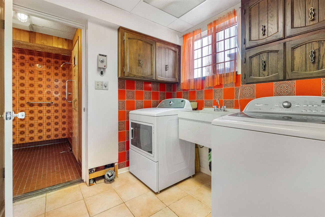 2019 Paulus Crescent - Montecito Single Family Residence for Sale, 4 Bedrooms (R3158018)# - 24 2019 Paulus Crescent - Montecito Single Family Residence for Sale, 4 Bedrooms (R3158018)# - 24
