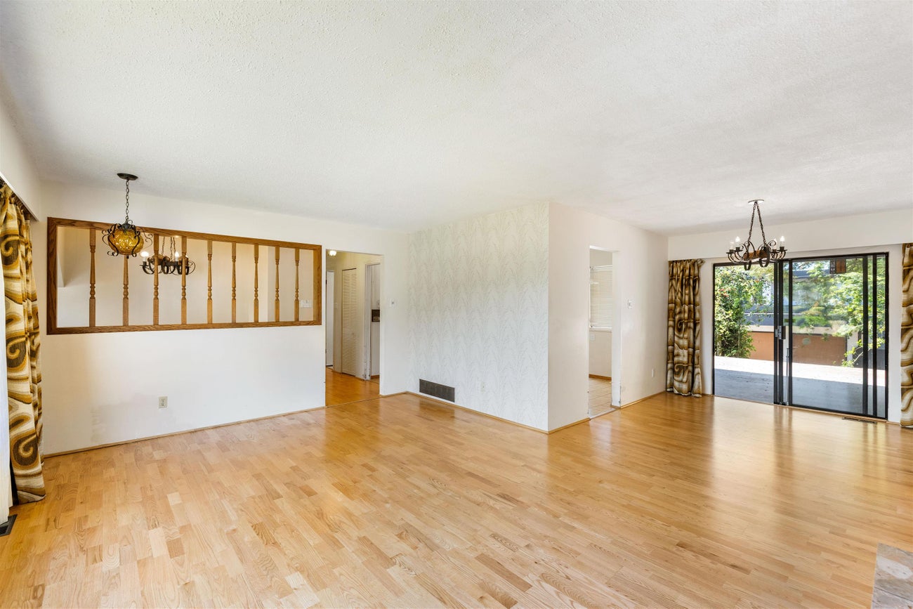 2019 Paulus Crescent - Montecito Single Family Residence for Sale, 4 Bedrooms (R3158018)# - 6 2019 Paulus Crescent - Montecito Single Family Residence for Sale, 4 Bedrooms (R3158018)# - 6