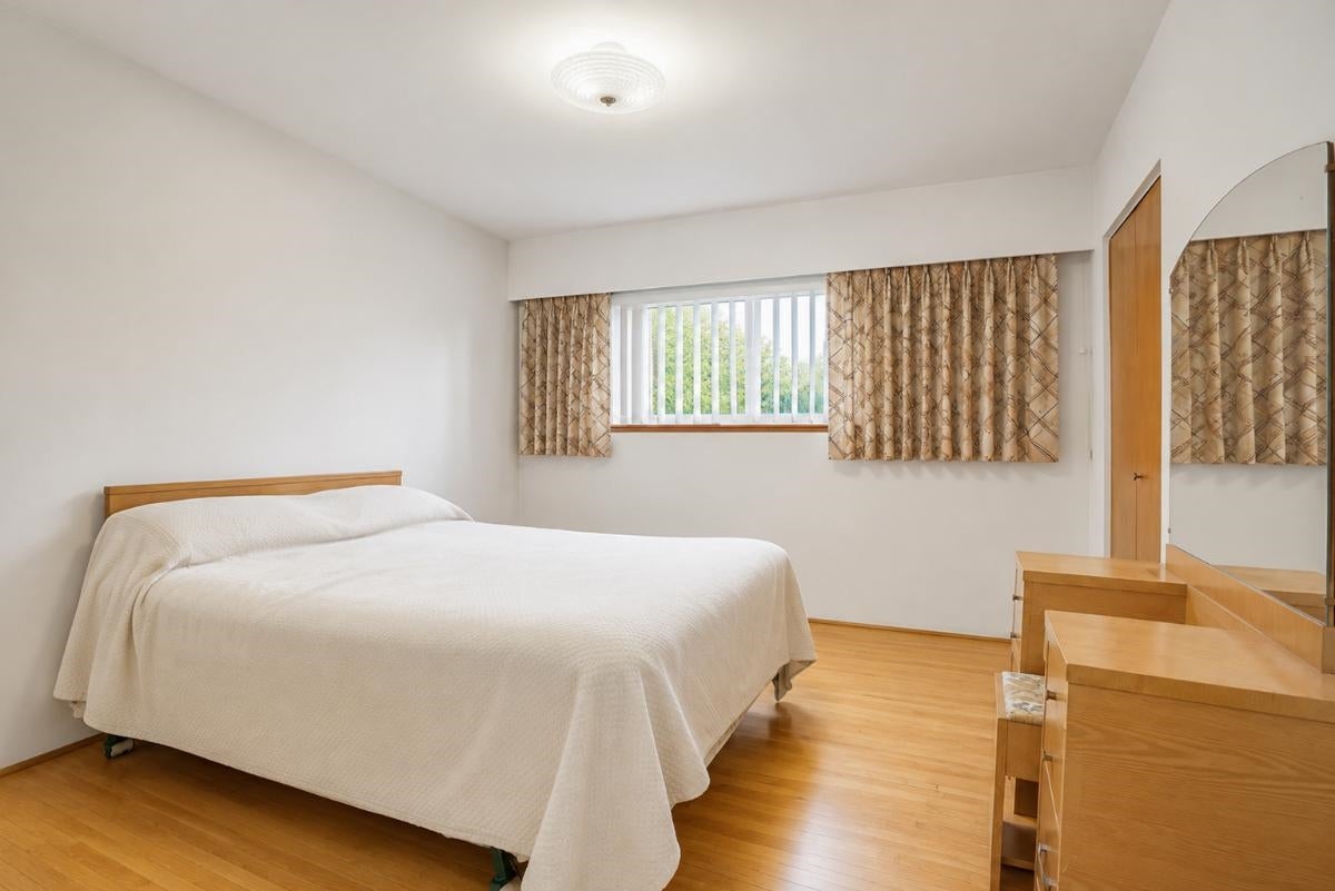 232 Macdonald Avenue - Vancouver Heights Single Family Residence for Sale, 6 Bedrooms (R3158267)# - 12