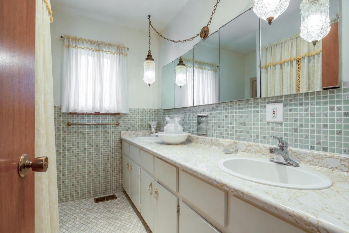 232 Macdonald Avenue - Vancouver Heights Single Family Residence for Sale, 6 Bedrooms (R3158267)# - 19