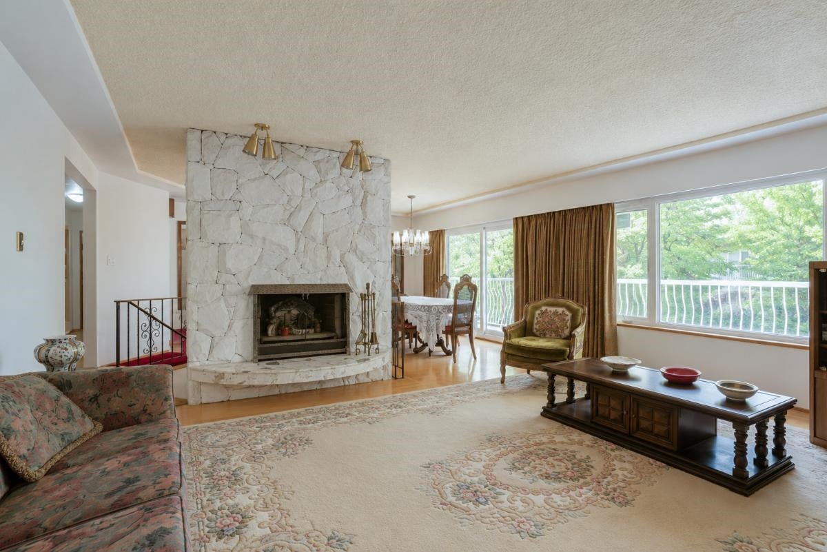 232 Macdonald Avenue - Vancouver Heights Single Family Residence for Sale, 6 Bedrooms (R3158267)# - 8