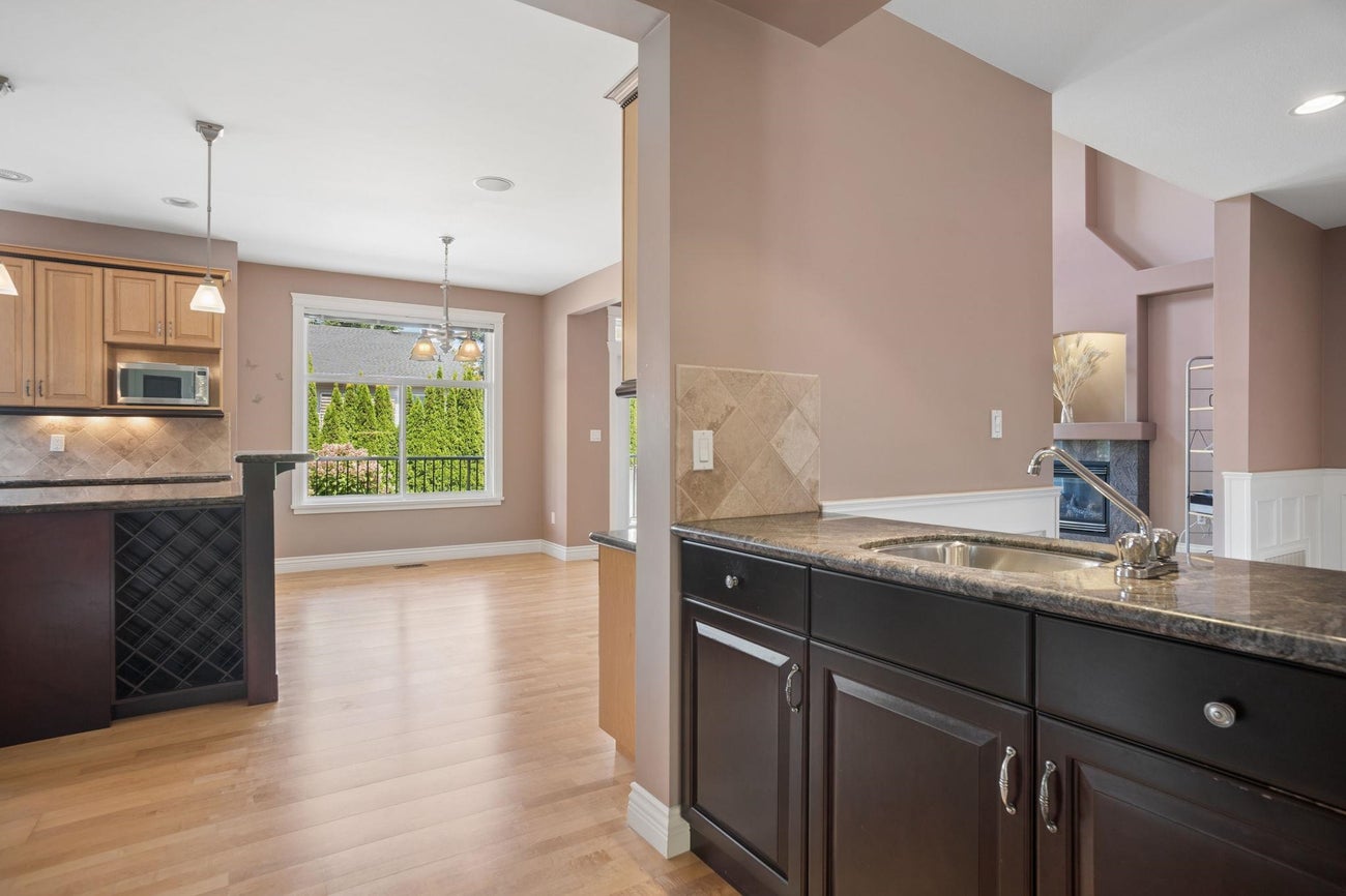 789 Grover Avenue - Coquitlam West Single Family Residence for Sale, 4 Bedrooms (R3158297)# - 18