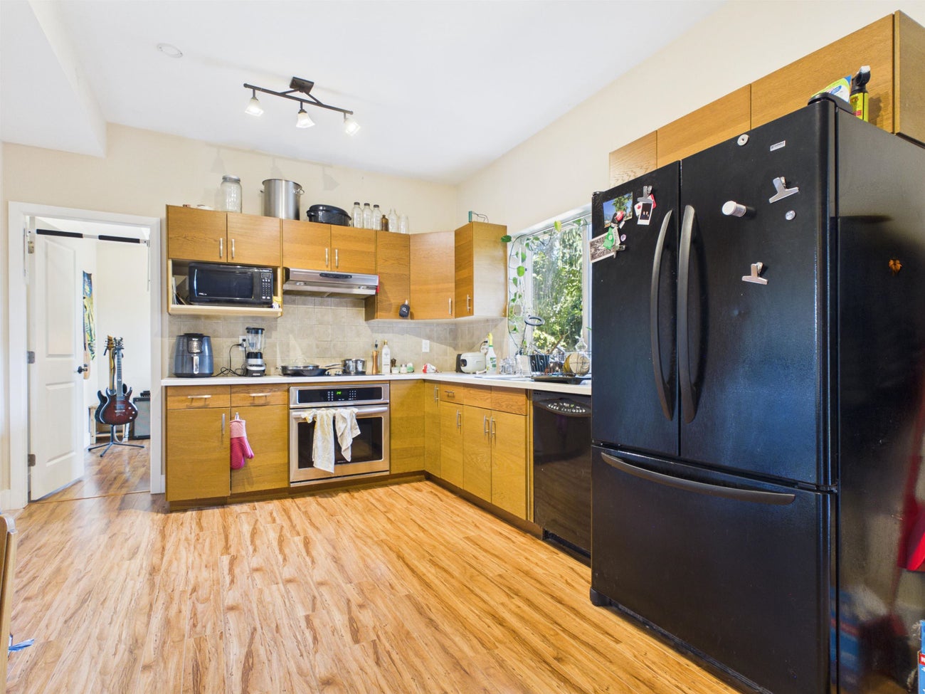 487 Alouette Drive - Coquitlam East Single Family Residence for Sale, 7 Bedrooms (R3158489)# - 26