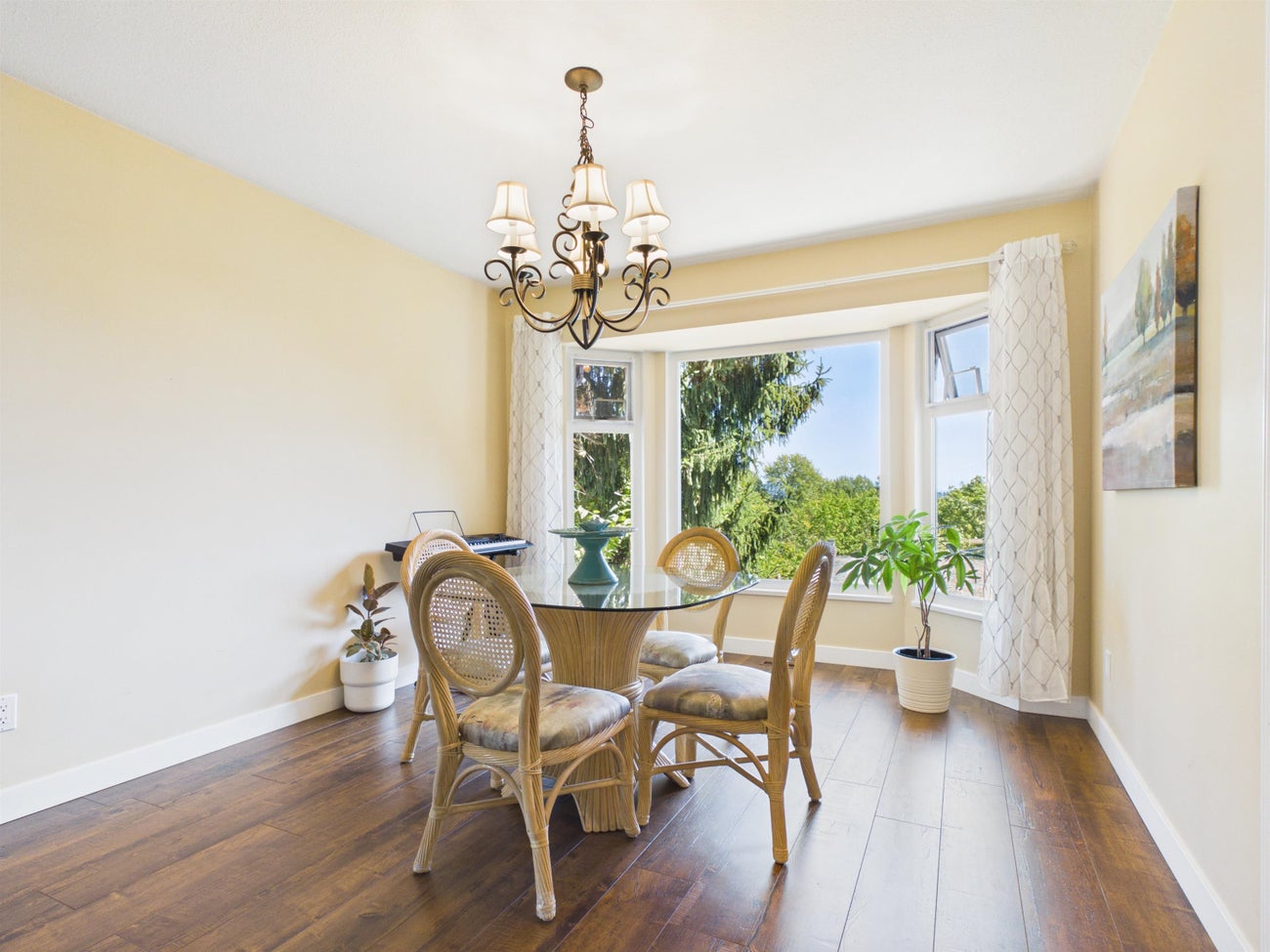 487 Alouette Drive - Coquitlam East Single Family Residence for Sale, 7 Bedrooms (R3158489)# - 8