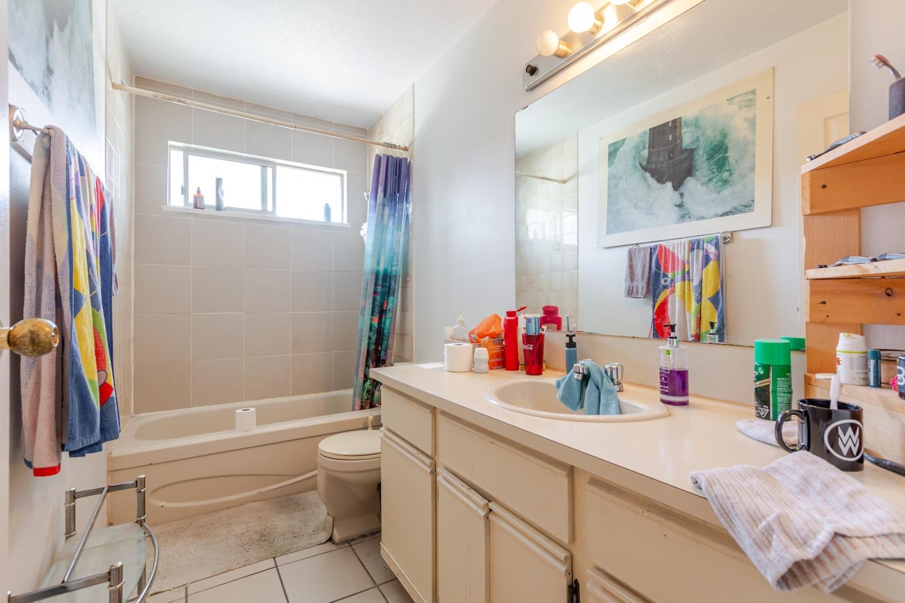 1253 Johnson Street - Canyon Springs Single Family Residence for Sale, 5 Bedrooms (R3159431)# - 18