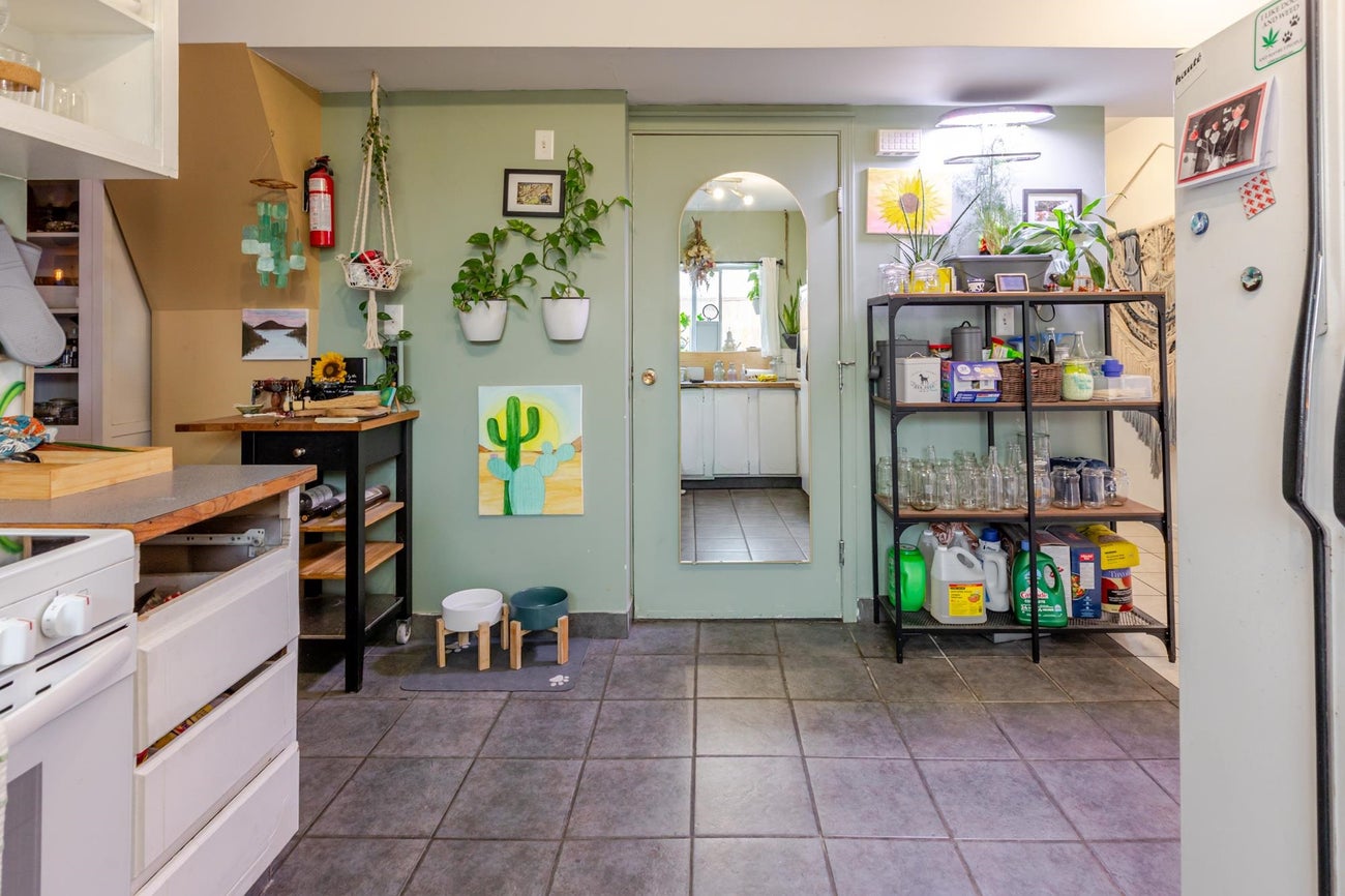 1253 Johnson Street - Canyon Springs Single Family Residence for Sale, 5 Bedrooms (R3159431)# - 25