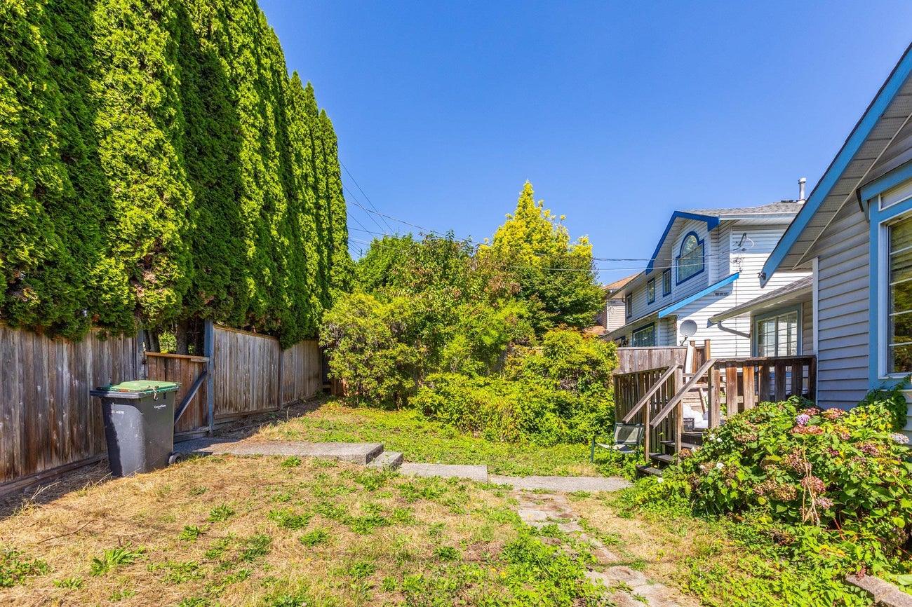 1253 Johnson Street - Canyon Springs Single Family Residence for Sale, 5 Bedrooms (R3159431)# - 4