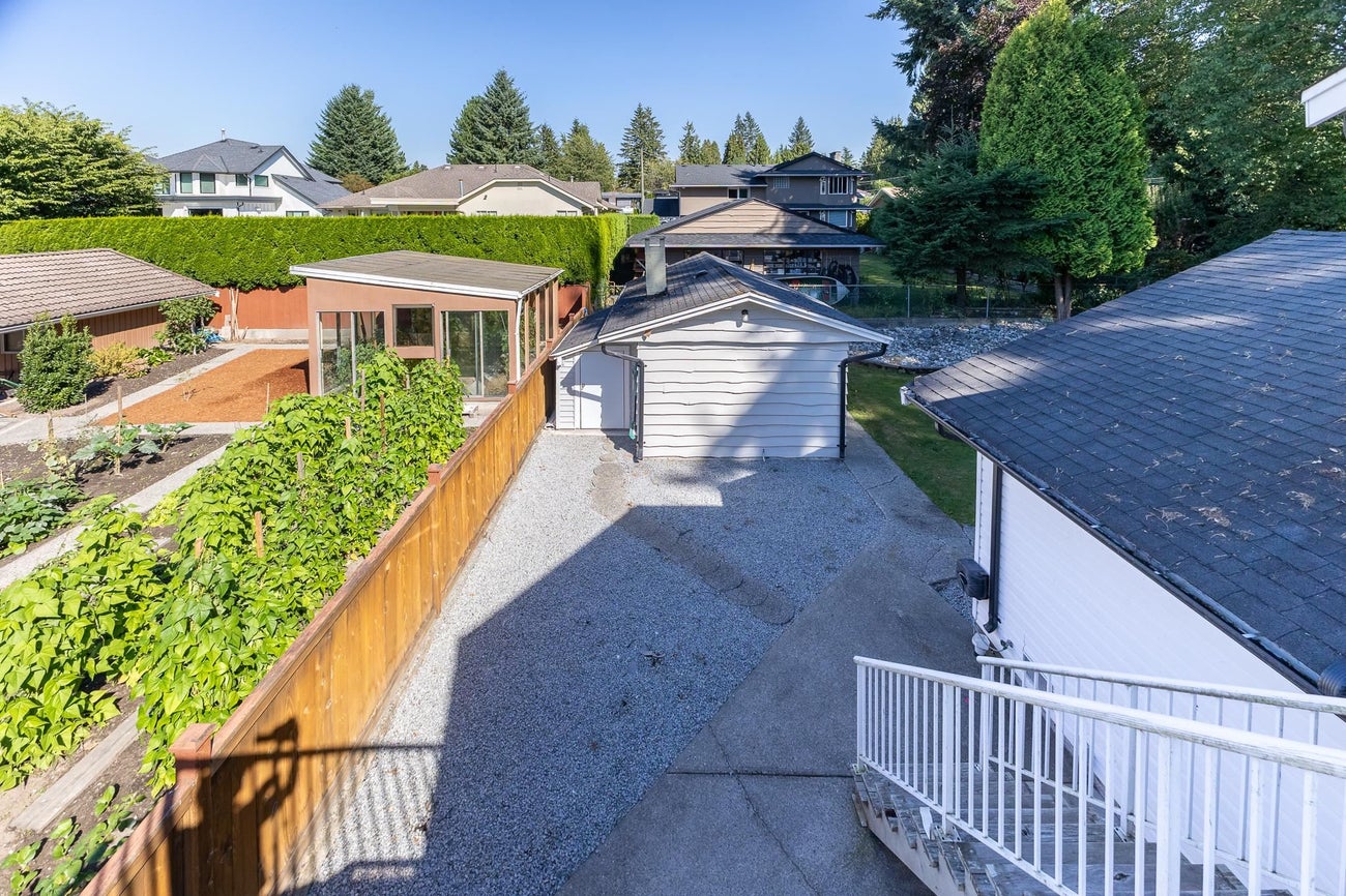 677 Gatensbury Street - Central Coquitlam Single Family Residence for Sale, 5 Bedrooms (R3159458)# - 24