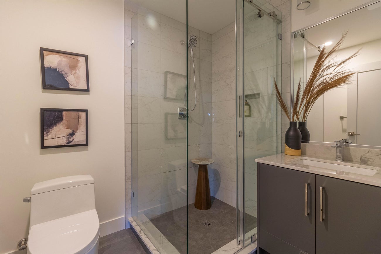 2256 Monashee Court - Coquitlam East Single Family Residence for Sale, 7 Bedrooms (R3159545)# - 34 2256 Monashee Court - Coquitlam East Single Family Residence for Sale, 7 Bedrooms (R3159545)# - 34