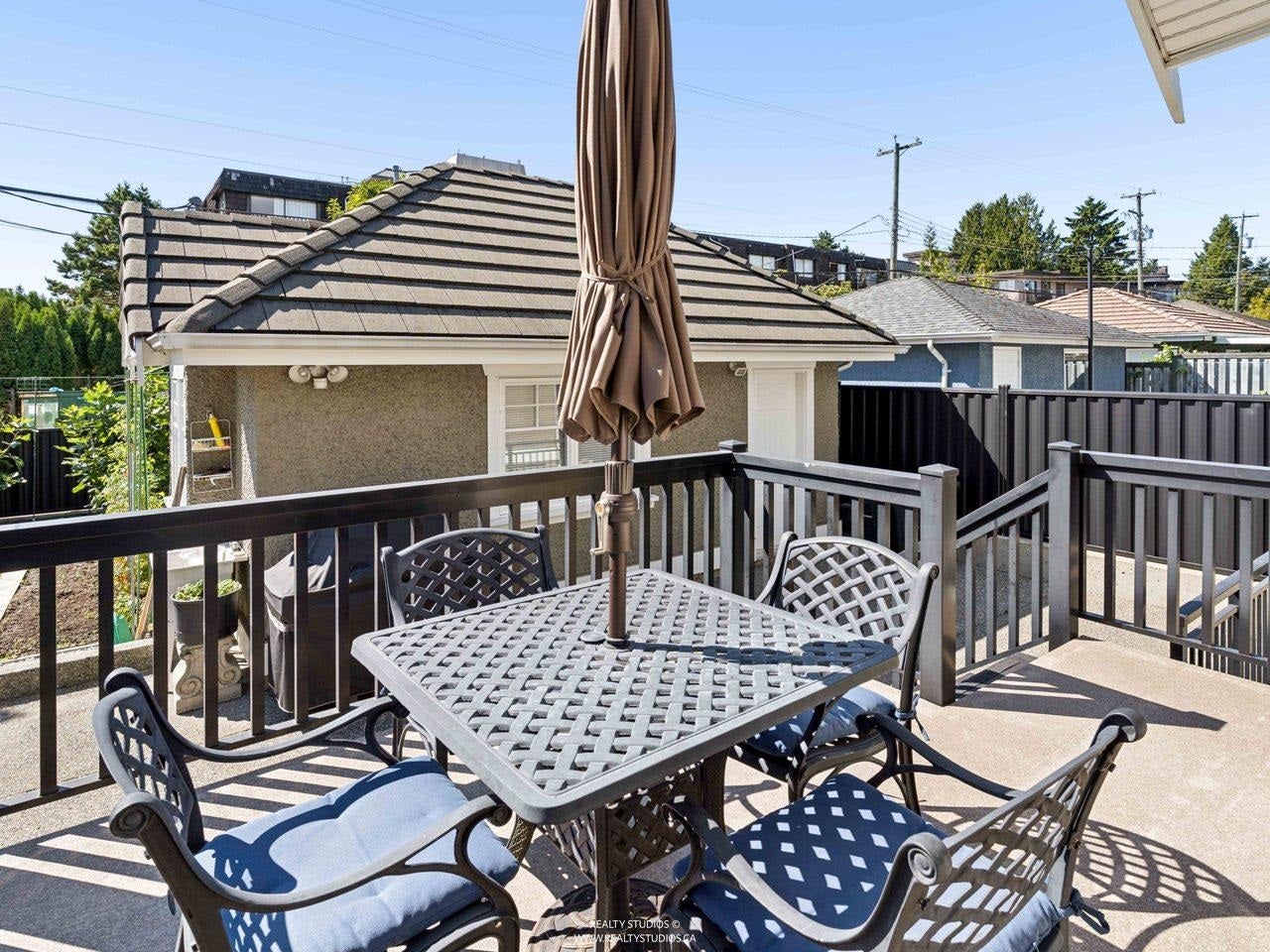 255 Carleton Avenue - Vancouver Heights Single Family Residence for Sale, 3 Bedrooms (R3159947)# - 27 255 Carleton Avenue - Vancouver Heights Single Family Residence for Sale, 3 Bedrooms (R3159947)# - 27