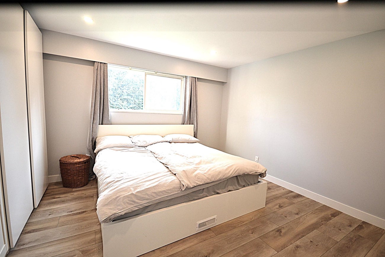 2280 King Albert Avenue - Central Coquitlam Single Family Residence for Sale, 4 Bedrooms (R3160235)# - 12 2280 King Albert Avenue - Central Coquitlam Single Family Residence for Sale, 4 Bedrooms (R3160235)# - 12