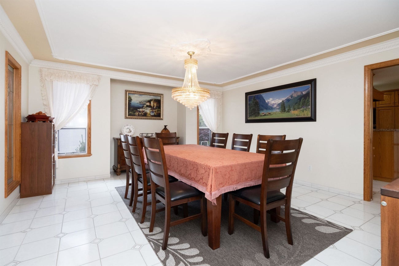 2248 Sicamous Avenue - Coquitlam East Single Family Residence for Sale, 7 Bedrooms (R3160669)# - 17