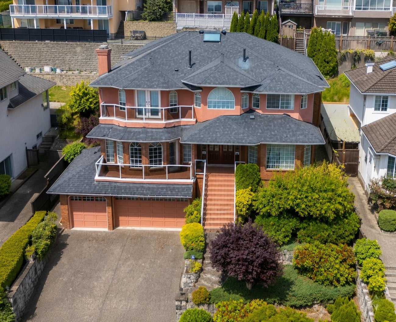 2248 Sicamous Avenue - Coquitlam East Single Family Residence for Sale, 7 Bedrooms (R3160669)# - 1