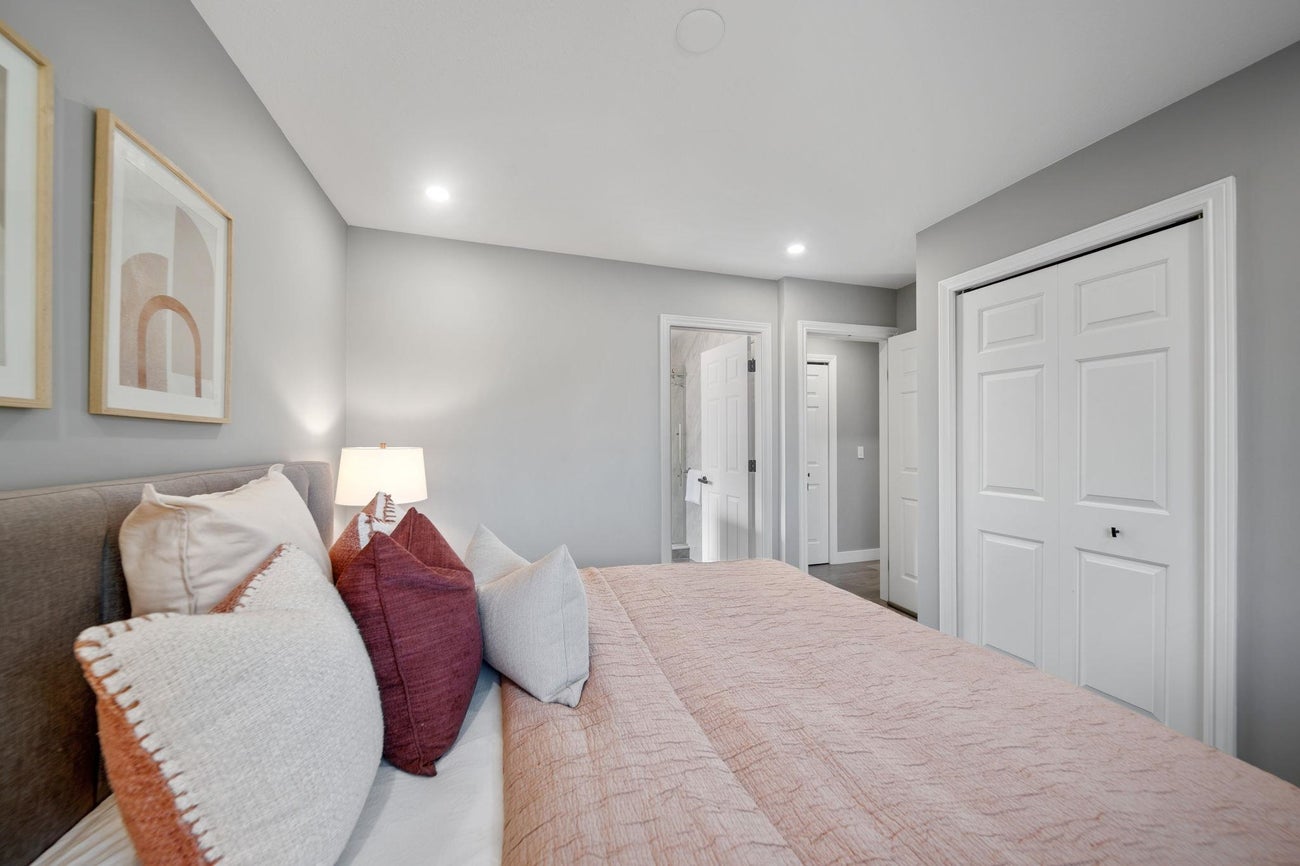 2480 Gale Avenue - Central Coquitlam Single Family Residence for Sale, 6 Bedrooms (R3162258)# - 19 2480 Gale Avenue - Central Coquitlam Single Family Residence for Sale, 6 Bedrooms (R3162258)# - 19