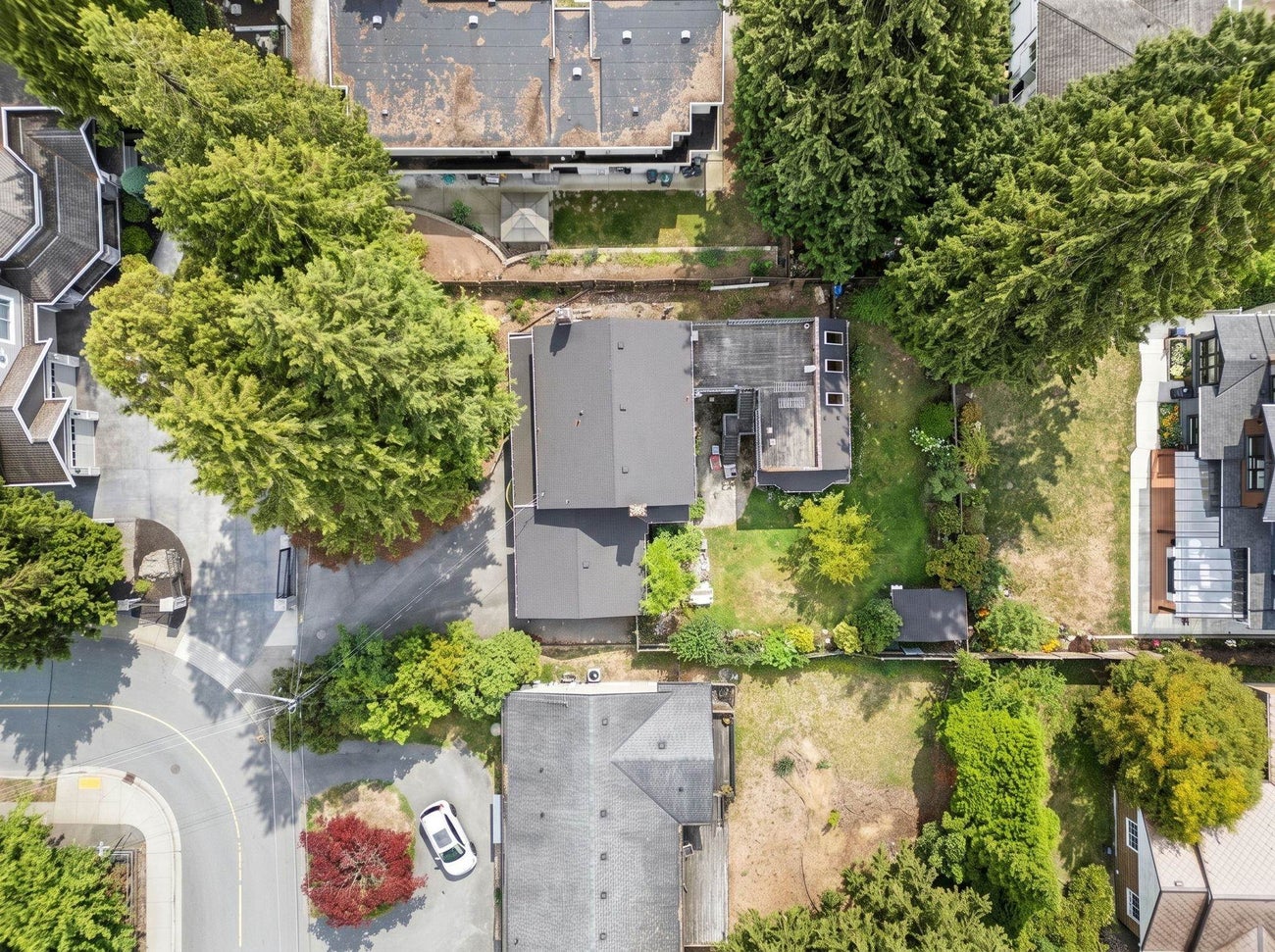 416 Fairway Street - Coquitlam West Single Family Residence for Sale, 4 Bedrooms (R3162304)# - 16