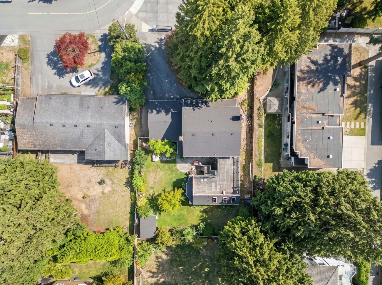 416 Fairway Street - Coquitlam West Single Family Residence for Sale, 4 Bedrooms (R3162304)# - 5