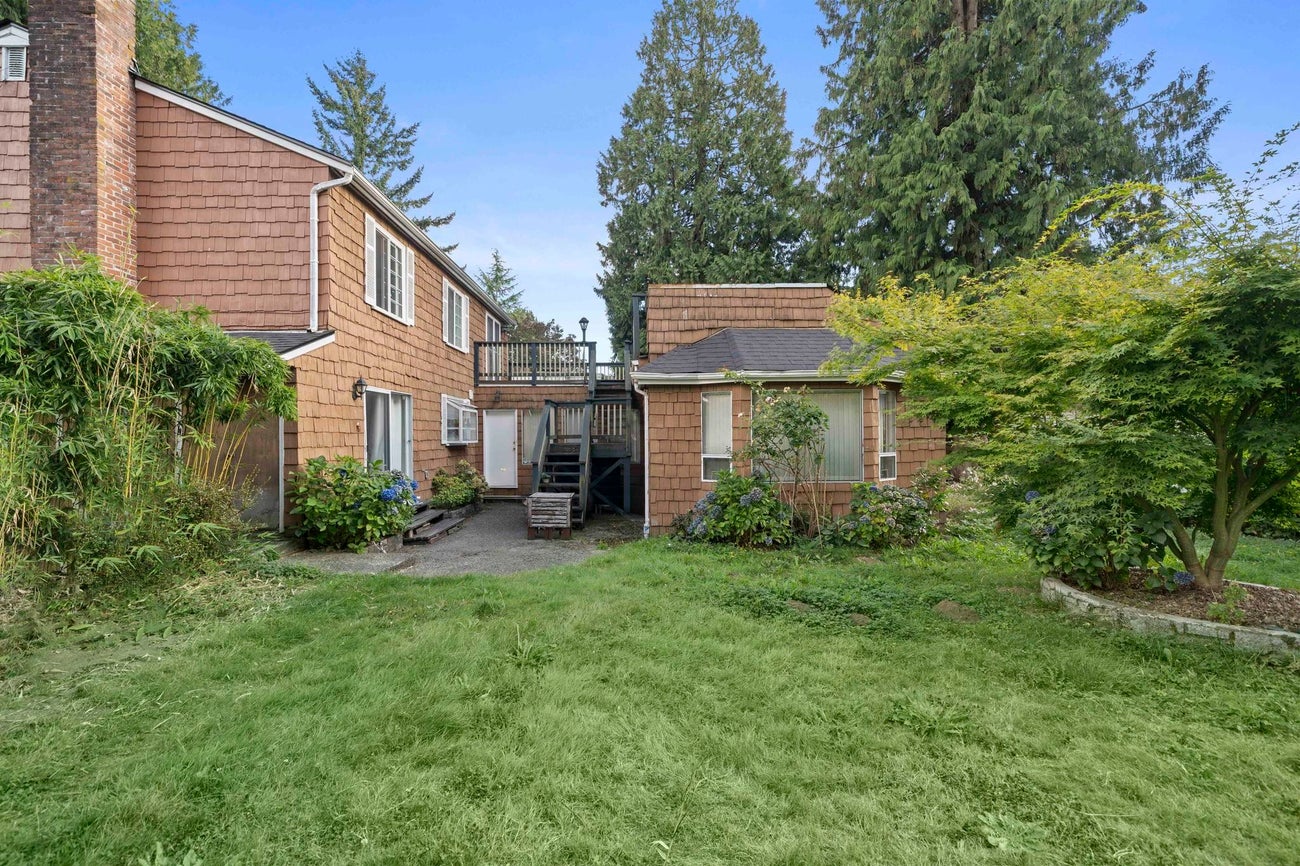 416 Fairway Street - Coquitlam West Single Family Residence for Sale, 4 Bedrooms (R3162304)# - 8