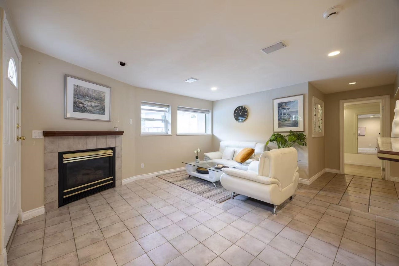 1527 Giles Place - Sperling-Duthie Single Family Residence for Sale, 7 Bedrooms (R3162318)# - 22 1527 Giles Place - Sperling-Duthie Single Family Residence for Sale, 7 Bedrooms (R3162318)# - 22