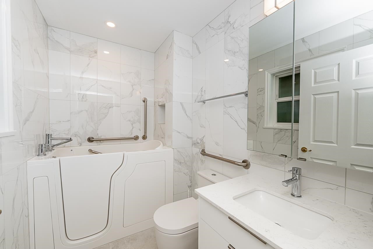 8108 Westlake Street - Government Road Single Family Residence for Sale, 7 Bedrooms (R3162396)# - 22