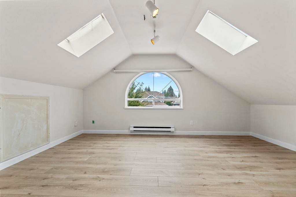 1830 Walnut Crescent - Central Coquitlam Single Family Residence for Sale, 4 Bedrooms (R3162406)# - 11 1830 Walnut Crescent - Central Coquitlam Single Family Residence for Sale, 4 Bedrooms (R3162406)# - 11