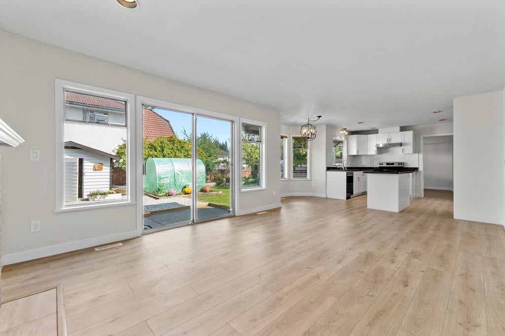1830 Walnut Crescent - Central Coquitlam Single Family Residence for Sale, 4 Bedrooms (R3162406)# - 4 1830 Walnut Crescent - Central Coquitlam Single Family Residence for Sale, 4 Bedrooms (R3162406)# - 4