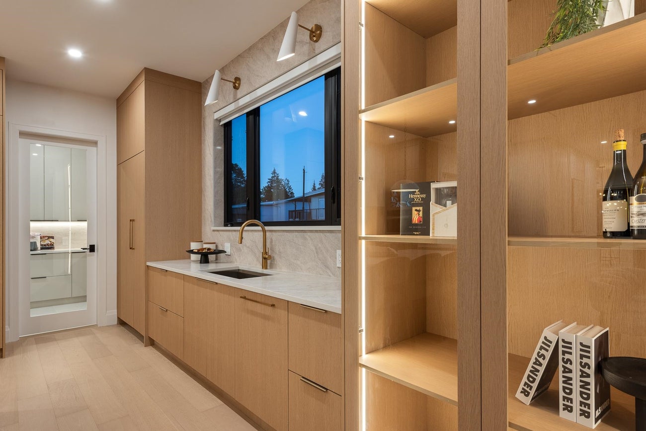 805 Prospect Street - Harbour Place Single Family Residence for Sale, 8 Bedrooms (R3162725)# - 13