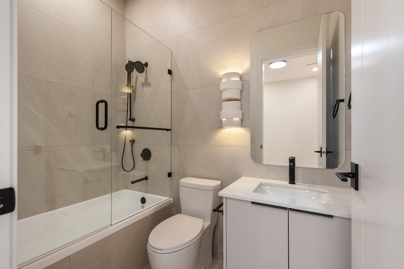 805 Prospect Street - Harbour Place Single Family Residence for Sale, 8 Bedrooms (R3162725)# - 21