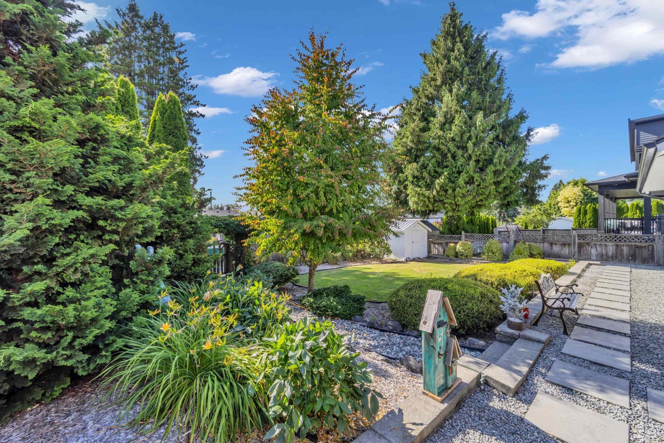 330 Leroy Street - Central Coquitlam Single Family Residence for Sale, 3 Bedrooms (R3162761)# - 32