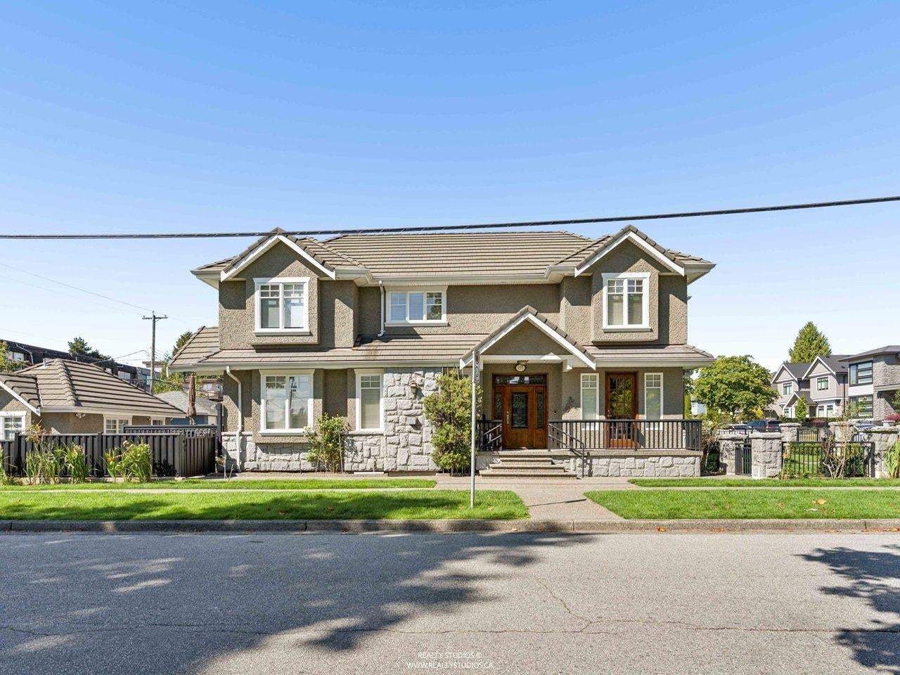 255 Carleton Avenue - Vancouver Heights Single Family Residence for Sale, 3 Bedrooms (R3162816)# - 1