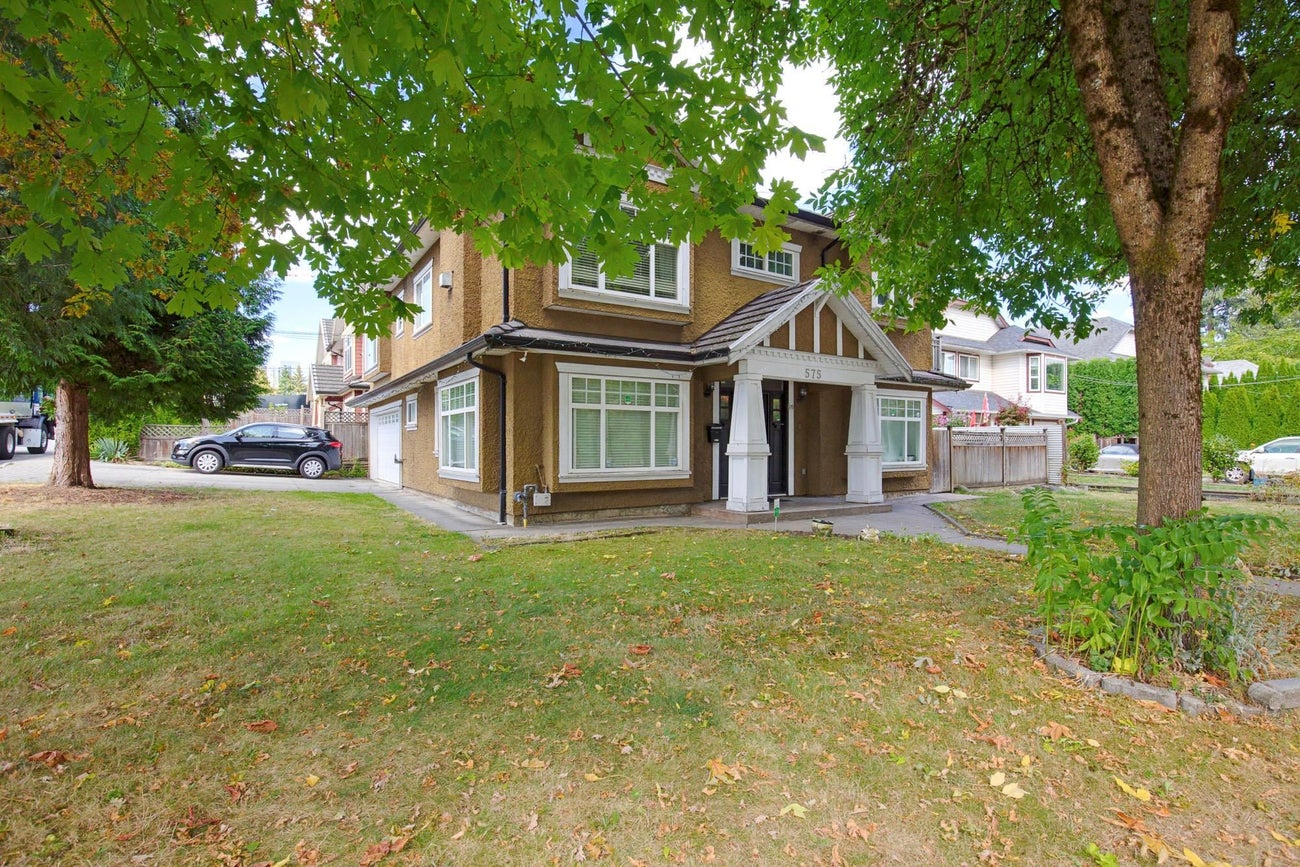 575 Alderson Avenue - Coquitlam West Single Family Residence for Sale, 6 Bedrooms (R3163176)# - 13