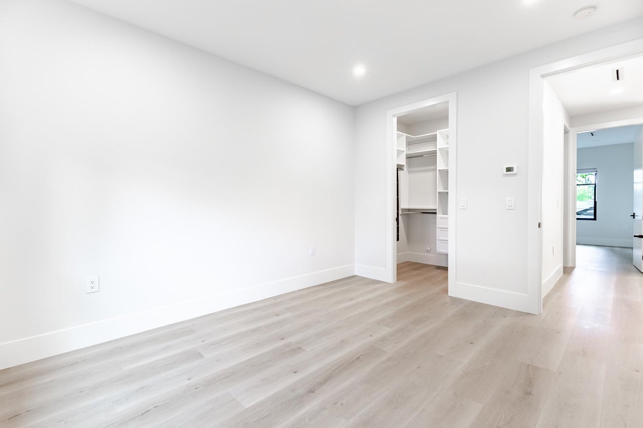 1575 Cornell Avenue - Central Coquitlam Single Family Residence for Sale, 7 Bedrooms (R3164382)# - 23