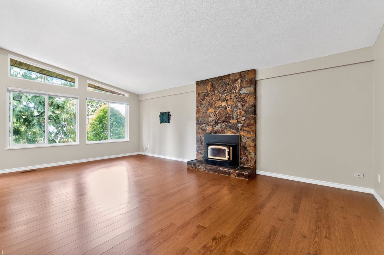 469 Laurentian Crescent - Central Coquitlam Single Family Residence for Sale, 6 Bedrooms (R3165089)# - 13