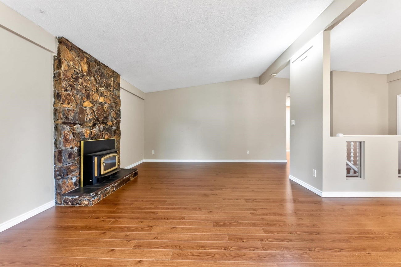 469 Laurentian Crescent - Central Coquitlam Single Family Residence for Sale, 6 Bedrooms (R3165089)# - 17