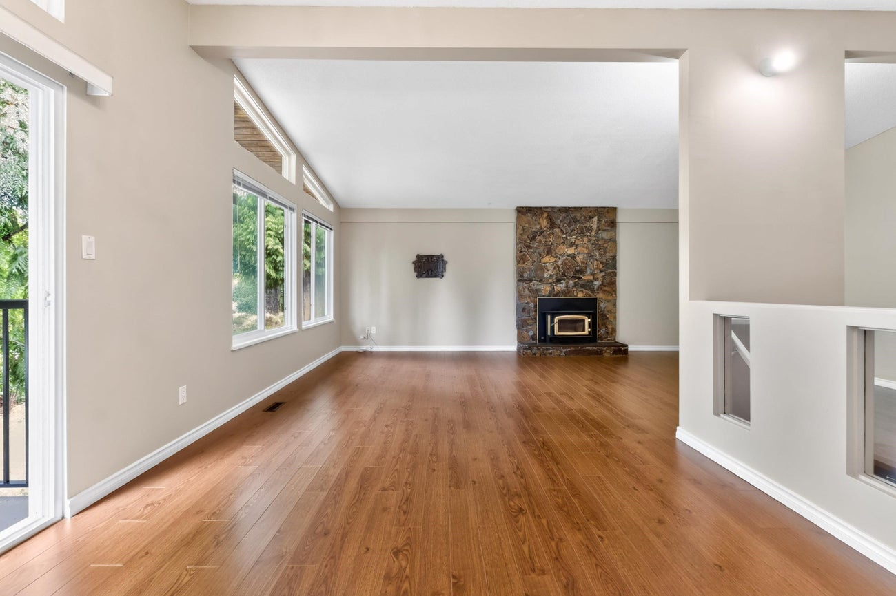 469 Laurentian Crescent - Central Coquitlam Single Family Residence for Sale, 6 Bedrooms (R3165089)# - 19
