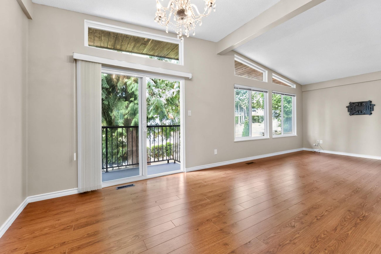 469 Laurentian Crescent - Central Coquitlam Single Family Residence for Sale, 6 Bedrooms (R3165089)# - 20