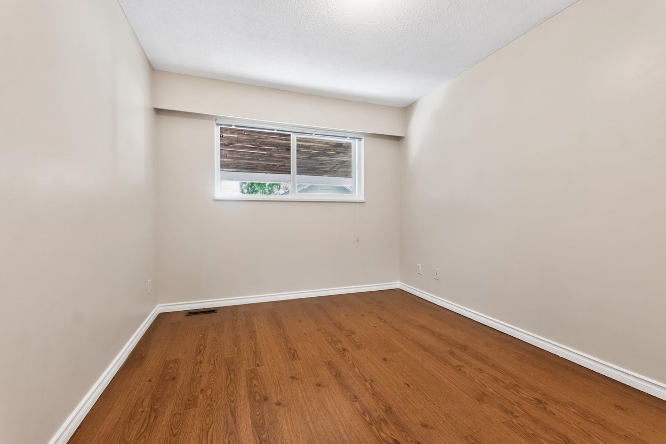 469 Laurentian Crescent - Central Coquitlam Single Family Residence for Sale, 6 Bedrooms (R3165089)# - 26