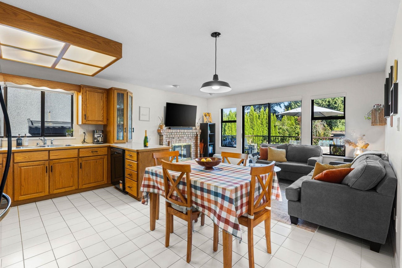 7127 Halifax Street - Sperling-Duthie Single Family Residence for Sale, 5 Bedrooms (R3165675)# - 11 7127 Halifax Street - Sperling-Duthie Single Family Residence for Sale, 5 Bedrooms (R3165675)# - 11