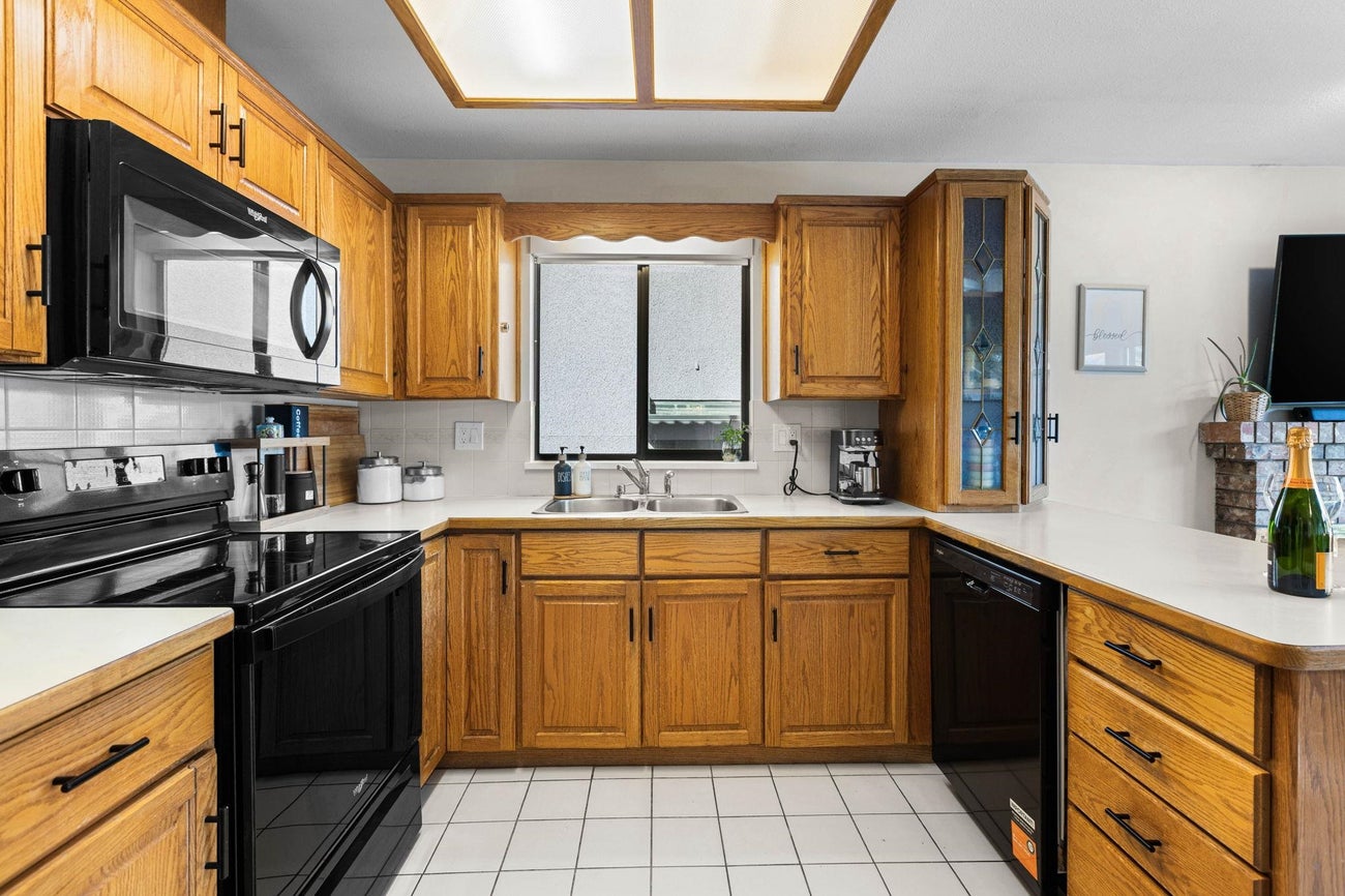 7127 Halifax Street - Sperling-Duthie Single Family Residence for Sale, 5 Bedrooms (R3165675)# - 13 7127 Halifax Street - Sperling-Duthie Single Family Residence for Sale, 5 Bedrooms (R3165675)# - 13