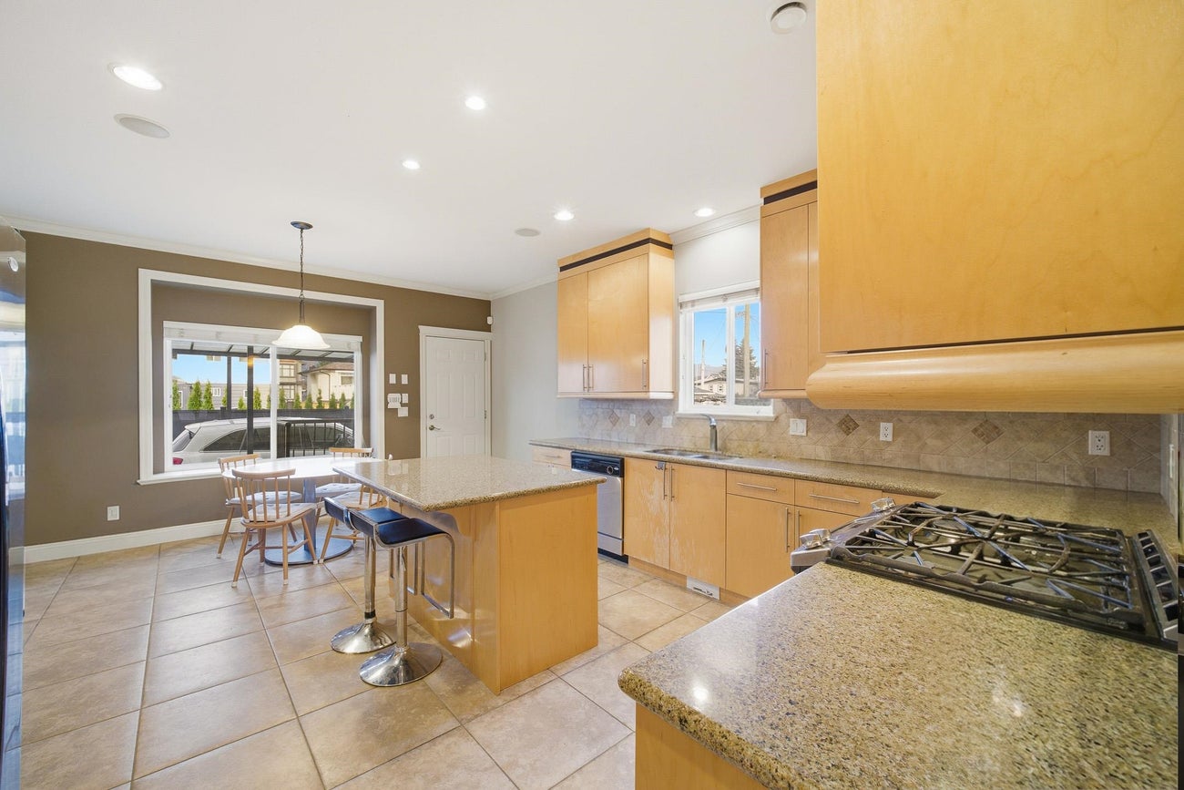 6549 Dunnedin Street - Sperling-Duthie Single Family Residence for Sale, 6 Bedrooms (R3167841)# - 12 6549 Dunnedin Street - Sperling-Duthie Single Family Residence for Sale, 6 Bedrooms (R3167841)# - 12