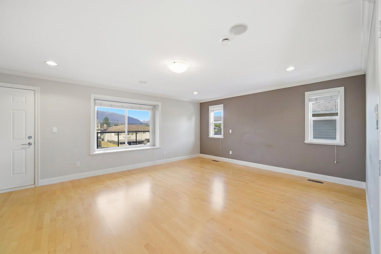 6549 Dunnedin Street - Sperling-Duthie Single Family Residence for Sale, 6 Bedrooms (R3167841)# - 19 6549 Dunnedin Street - Sperling-Duthie Single Family Residence for Sale, 6 Bedrooms (R3167841)# - 19