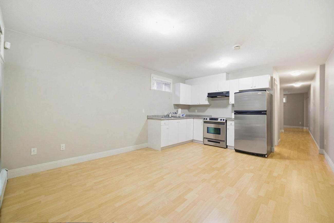 6549 Dunnedin Street - Sperling-Duthie Single Family Residence for Sale, 6 Bedrooms (R3167841)# - 30 6549 Dunnedin Street - Sperling-Duthie Single Family Residence for Sale, 6 Bedrooms (R3167841)# - 30