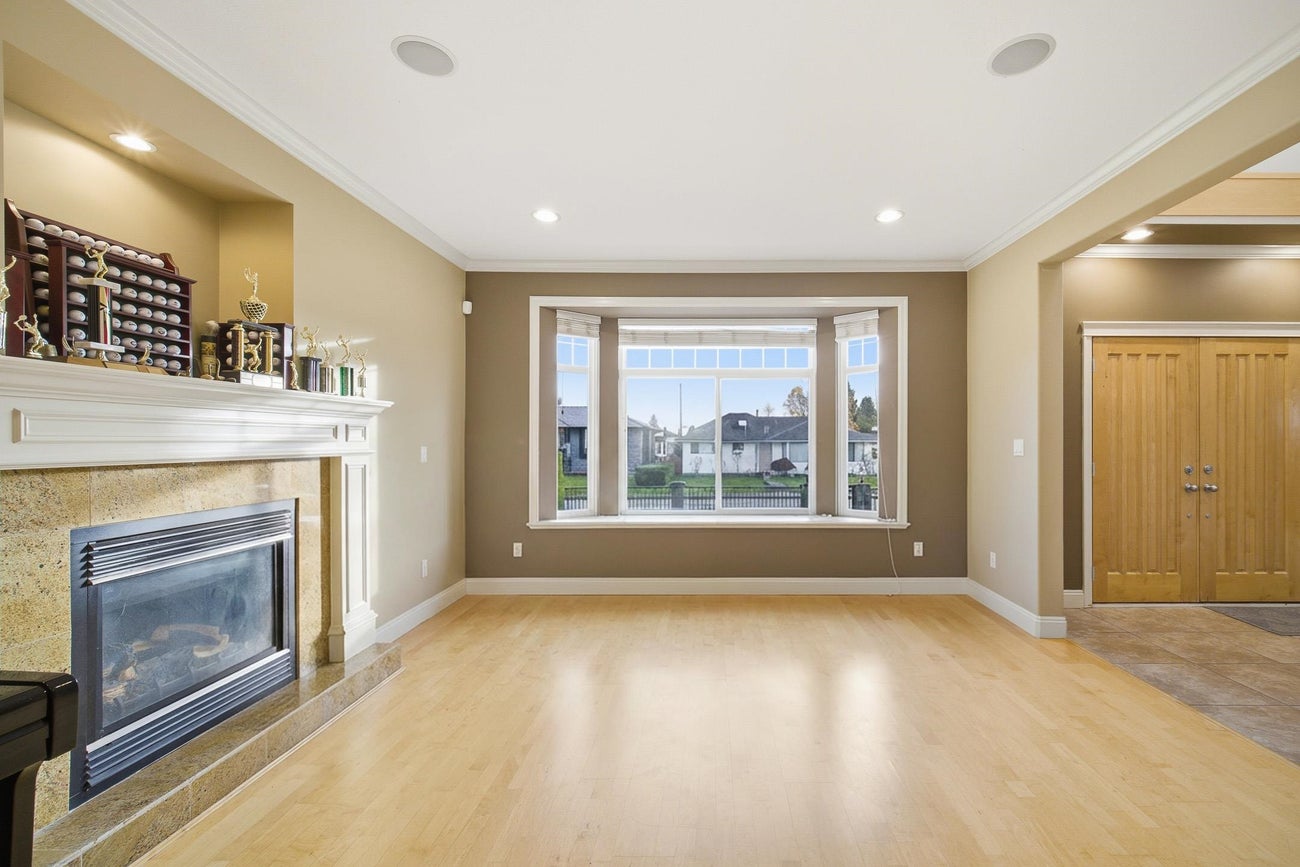 6549 Dunnedin Street - Sperling-Duthie Single Family Residence for Sale, 6 Bedrooms (R3167841)# - 6 6549 Dunnedin Street - Sperling-Duthie Single Family Residence for Sale, 6 Bedrooms (R3167841)# - 6